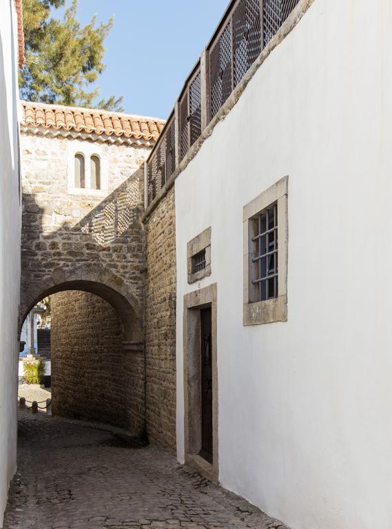 Torre De Maneys Hotel Obidos Bagian luar foto